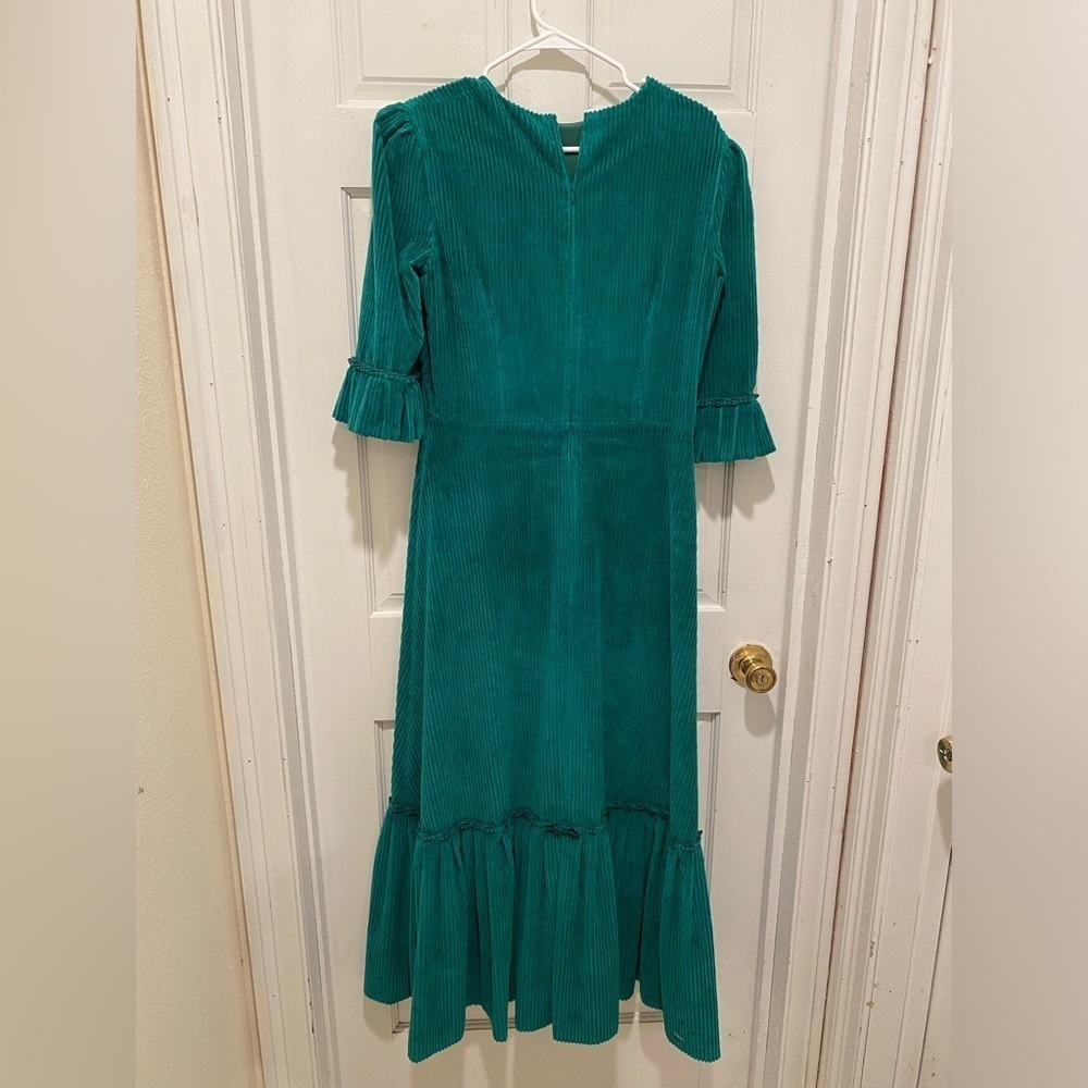 The Vampire’s Wife Elegant Teal Midi Dress - Picture 4 of 9